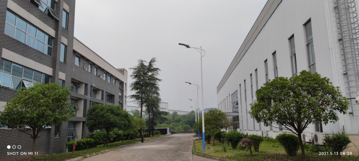 厂区绿化1.jpg